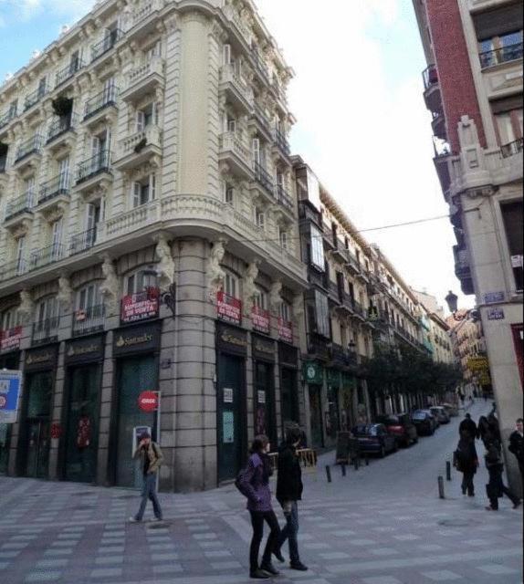 Hostal Hispalense Мадрид Екстериор снимка