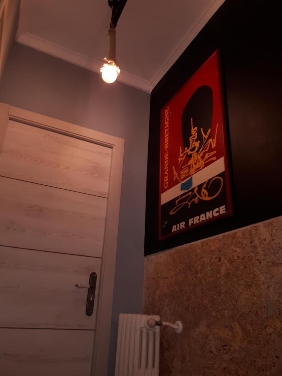 Hostal Hispalense Мадрид Екстериор снимка