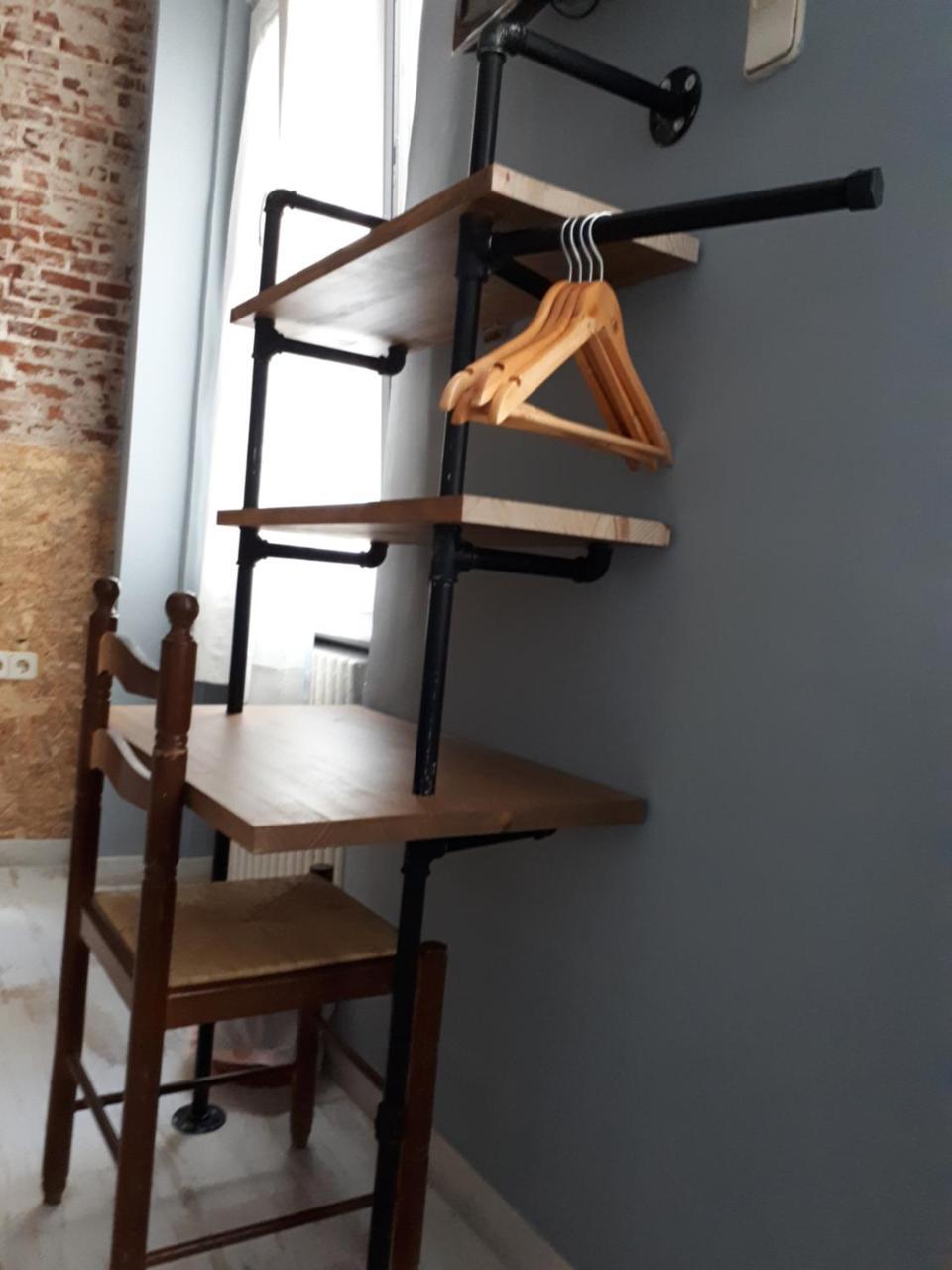 Hostal Hispalense Мадрид Екстериор снимка