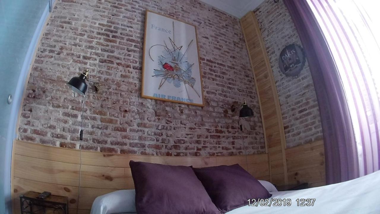 Hostal Hispalense Мадрид Екстериор снимка