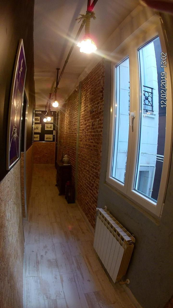 Hostal Hispalense Мадрид Екстериор снимка