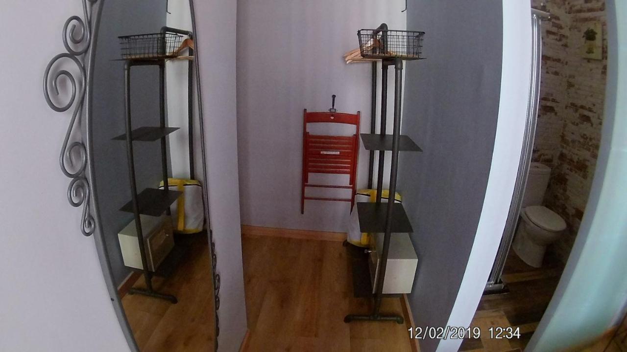 Hostal Hispalense Мадрид Екстериор снимка